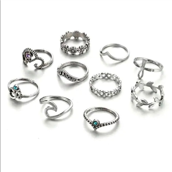 10 piece Ring Set - Picture 4 of 4